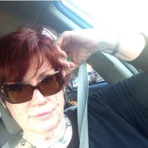 Meet your Posher, Lori